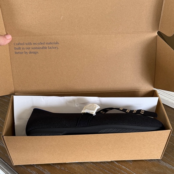 Rothy's Mary Jane Black Flats with Gold Details size 10.5 - Picture 3 of 6